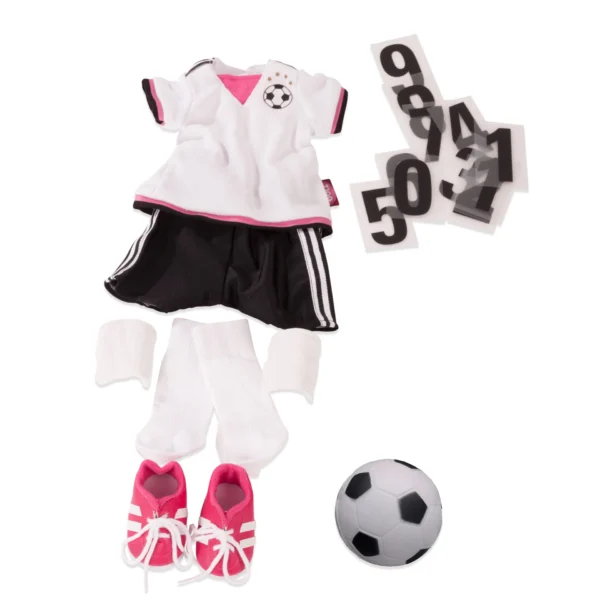 Voetbaltenue voor poppen met wit shirt, zwart rokje, kousen, roze schoenen en voetbal met rugnummers