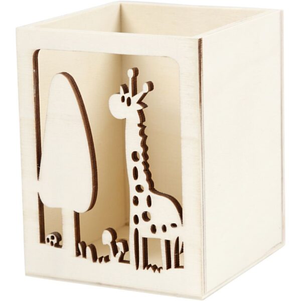 Houten pennenbakje met uitgestanste giraffe en boom decoratie voor kinderkamer
