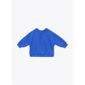 Kobaltblauwe oversized sweater met driekwart mouwen voor kinderen op witte achtergrond