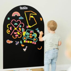 Tix-Mix magnetic wall decal Black Mystery + 2 crayons
